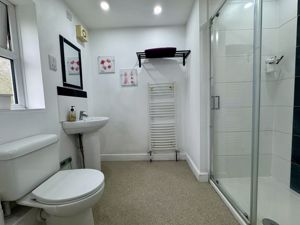 Photo 9- click for photo gallery